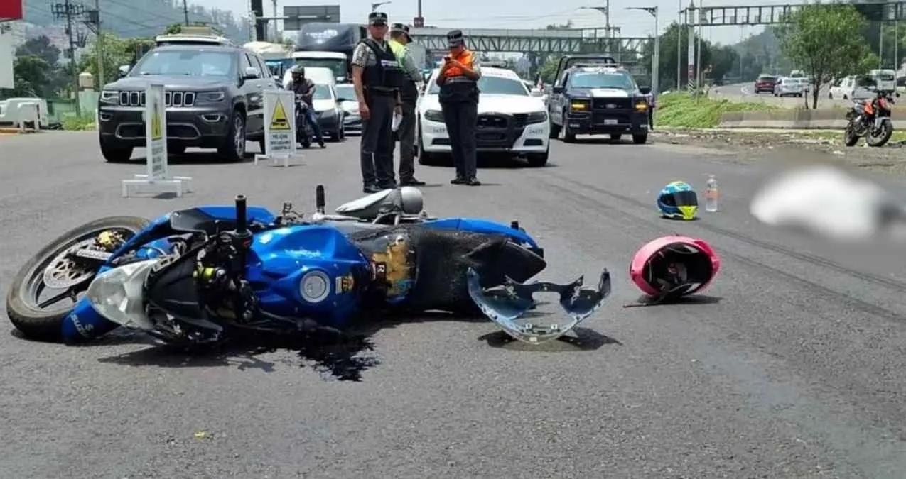 Muere mujer arrollada tras caer de motocicleta en la autopista México–Pachuca
