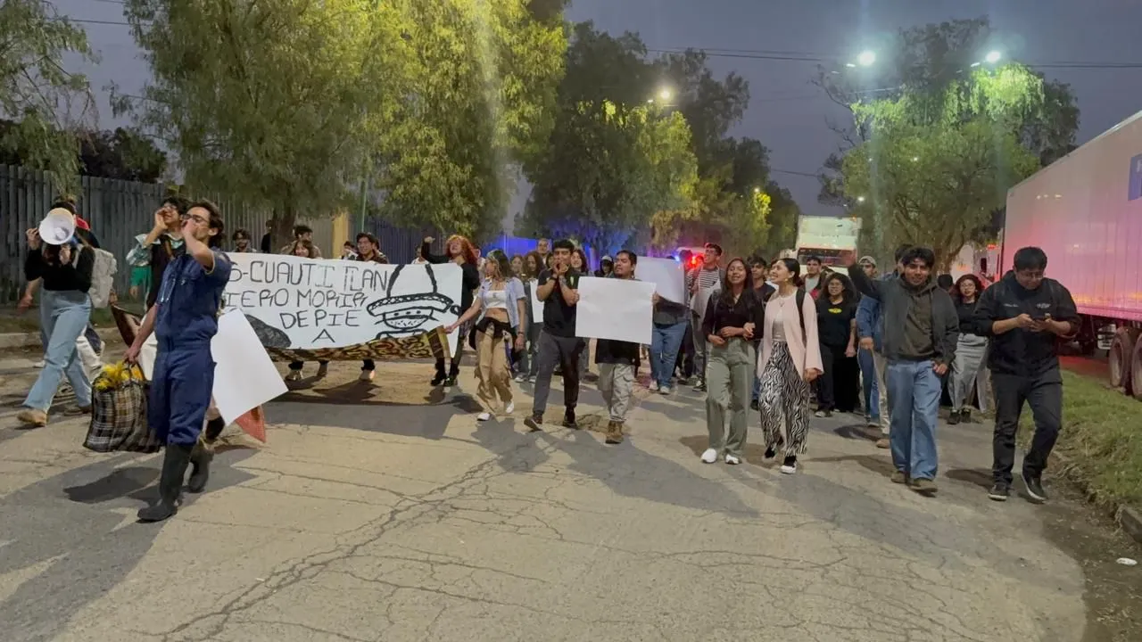 Marcha de la FES Cuautitlán exige seguridad tras crimen de alumno